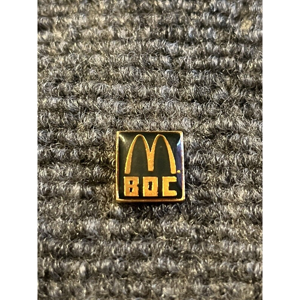 McDonald’s‎ BOC Employee Lapel Hat Pin